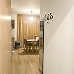 Apartment Sunshore Center #1 *