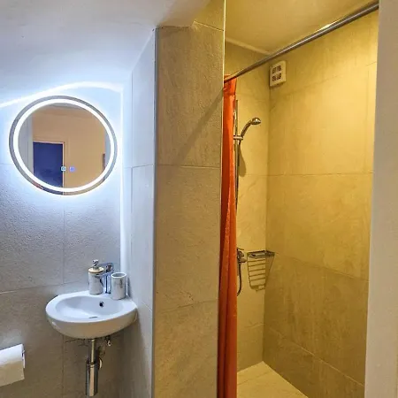 Sunshore Center #1 Appartamento Chalkís